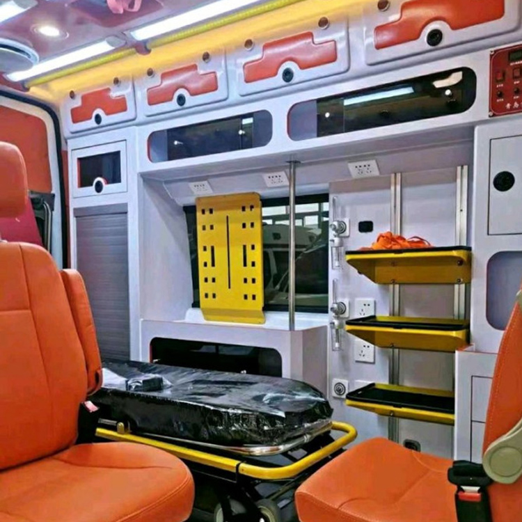 平顶山长途救护车护送病人租赁价格